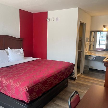 Hotel Ramada By Wyndham Branson Theatre District Esterno foto